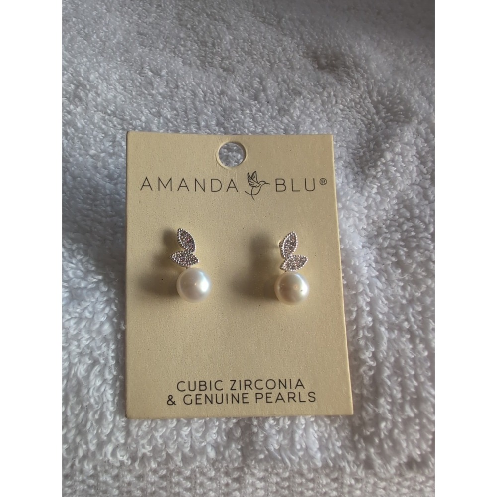 AMANDA BLU Cubic Zirconia and GENUINE PEARL Leaf and Pearl‎ Drop EARRINGS New